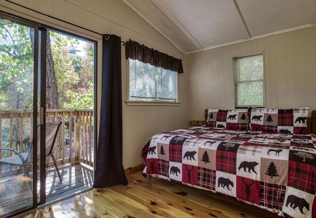 Four Bears Den, Hot Tub, 1089 Of Free Attraction Tickets For Each Paid Day, Dollywood And More ガトリンバーグ エクステリア 写真
