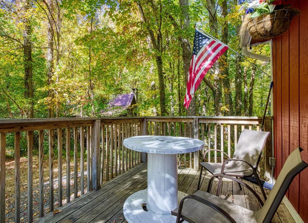 Four Bears Den, Hot Tub, 1089 Of Free Attraction Tickets For Each Paid Day, Dollywood And More ガトリンバーグ エクステリア 写真