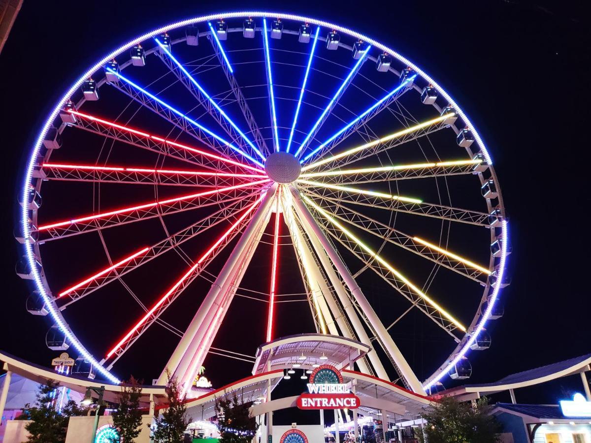 Four Bears Den, Hot Tub, 1089 Of Free Attraction Tickets For Each Paid Day, Dollywood And More ガトリンバーグ エクステリア 写真